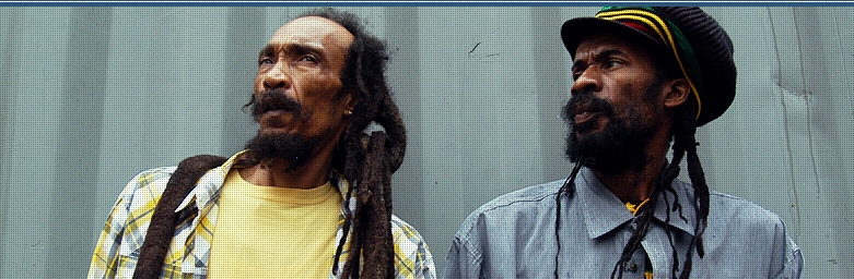 Israel Vibration & Roots Radics no Surfestival Chile: ensaios e bastidores em Pichilemu