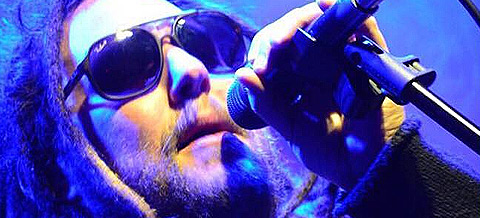 VIVA SE QUISER VIVER! Confira o novo videoclipe de Mateus Rasta no Surforeggae!