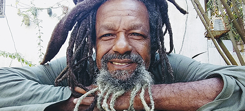 Pionnier du reggae de Minas, Celso Moretti célèbre 37 ans de carrière avec un festival !
