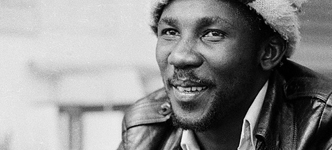 LUTO! Morre Toots Hibbert, um dos principais pilares da história do reggae.