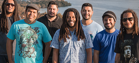 Selo Surforeggae & SSB lança álbum comemorativo do Vibrações nas lojas digitais!